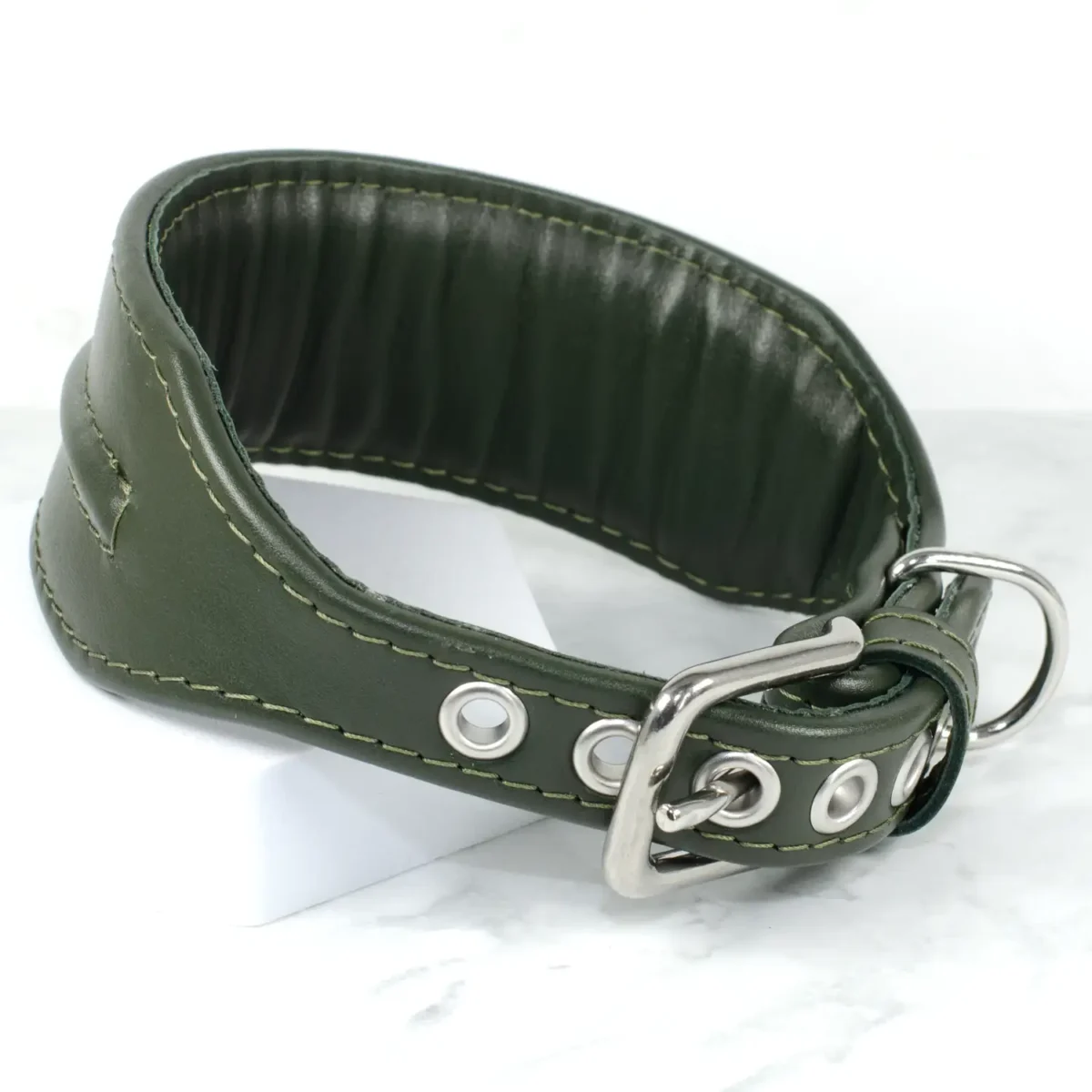 a padded whippet collar in olive green leather, made by Petiquette
