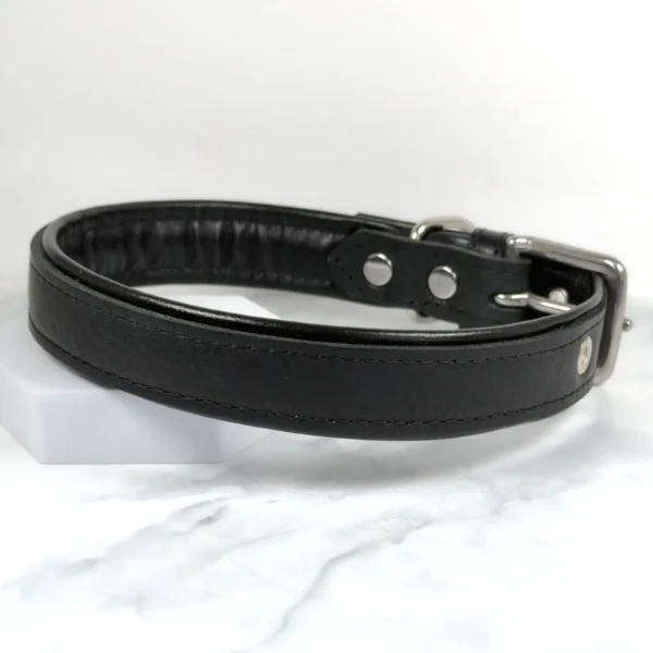 15" - 18" Black Vegetable Tanned Leather Dog Collar